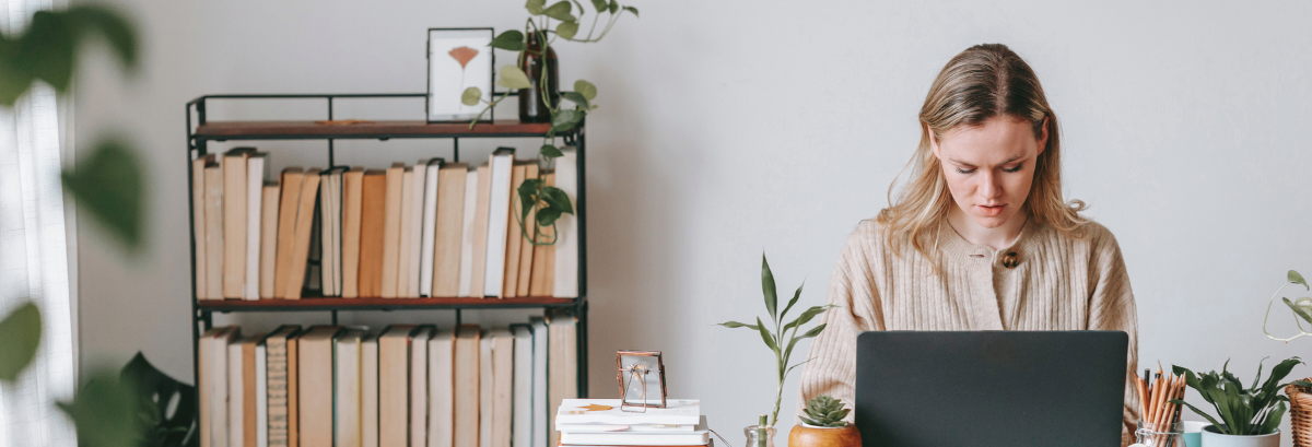 How to invoice effectively as a sole trader header